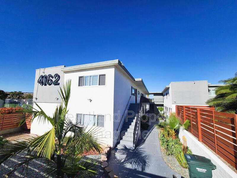 San Diego Condo: 4162 51st Street