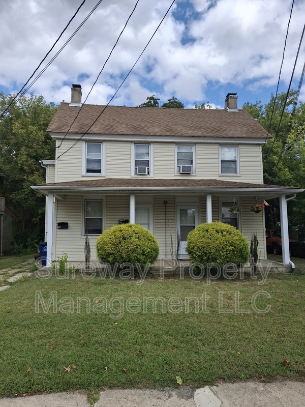 Moorestown Condo: 25 Camden Ave