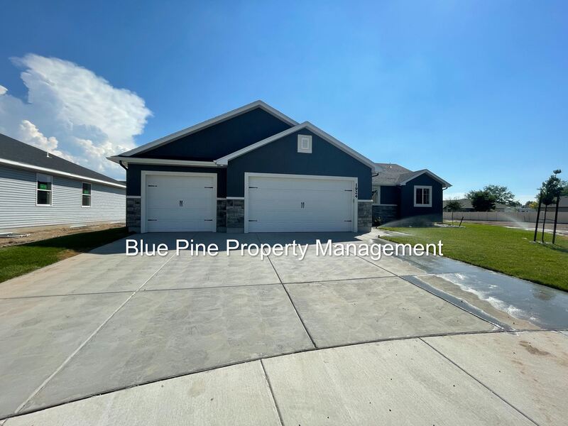 Idaho Falls House: 1924 Harrington Cir