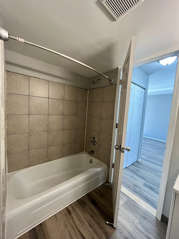 Lincoln Park Condo: 1760 Saint Johns Boulevard - 9