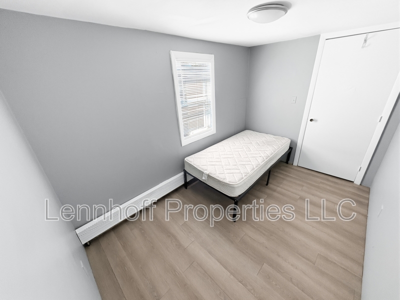 Lawrence Condo: 53 Bradford Street