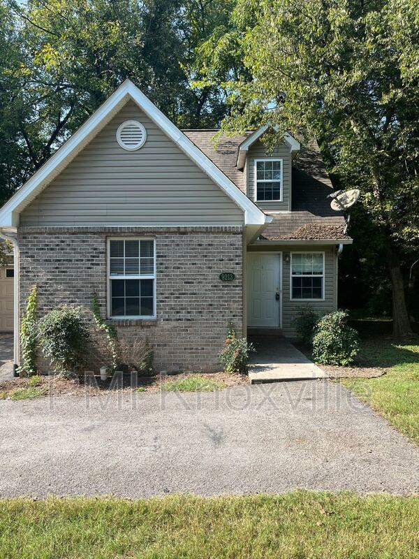 Knoxville Townhome: 9213 George Williams Rd