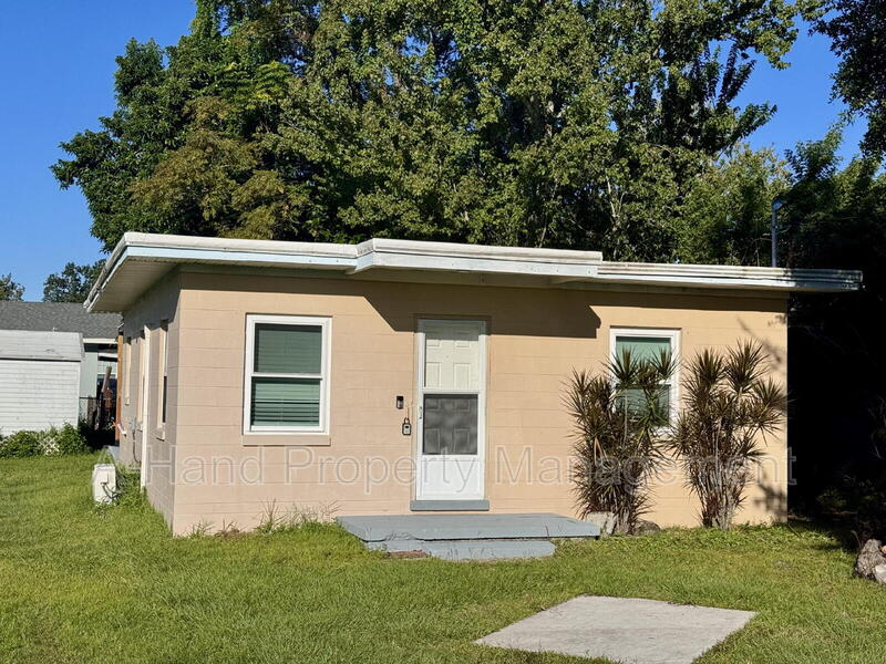 Winter Garden House: 1320 Beulah Rd