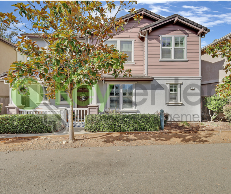 Lincoln House: 7 Crystalwood Circle