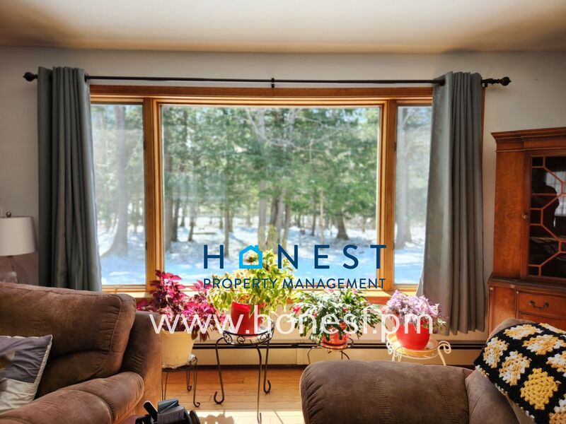 Chelsea Condo: 12 Joey Lane