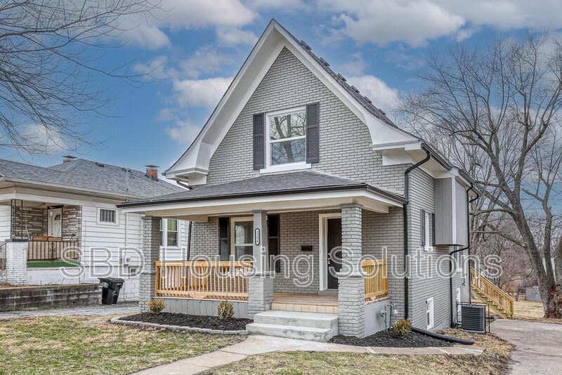 Independence House: 2256 S Sterling Ave