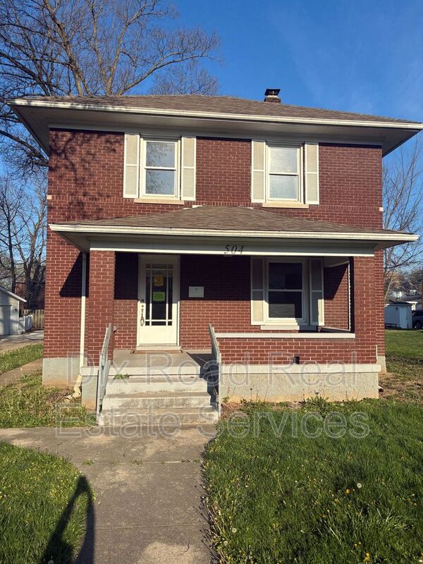Middletown House: 504 Highland Street