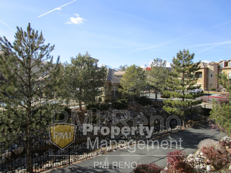 Reno Condo: 17000 Wedge Pkwy