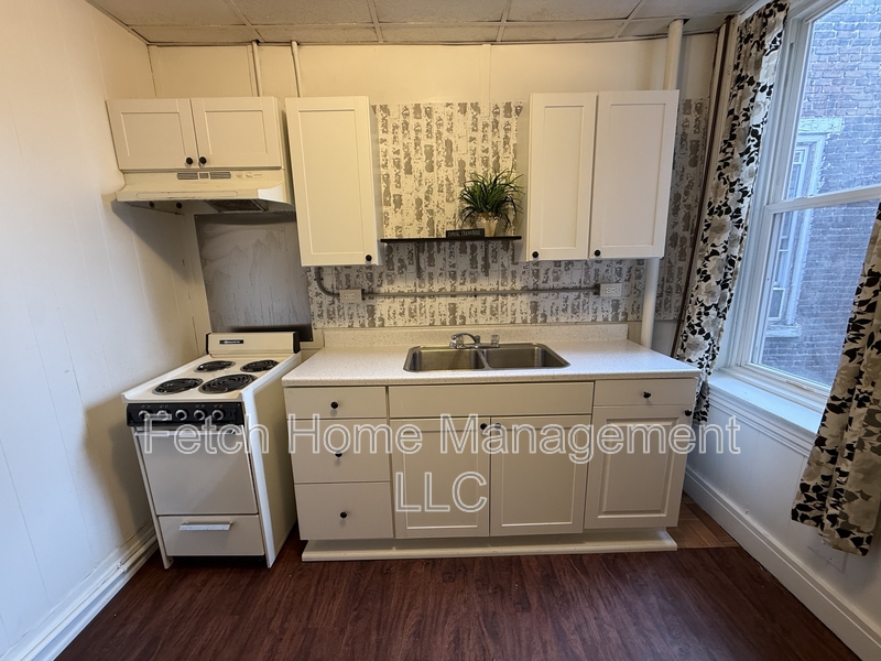 Lebanon Condo: 225-227 North 8th Street - 2A