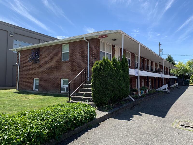 Seattle Condo: 4717 44th Ave SW - 4