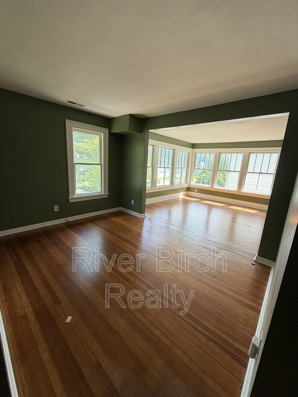 Springfield Condo: 300 South MacArthur Boulevard - 3