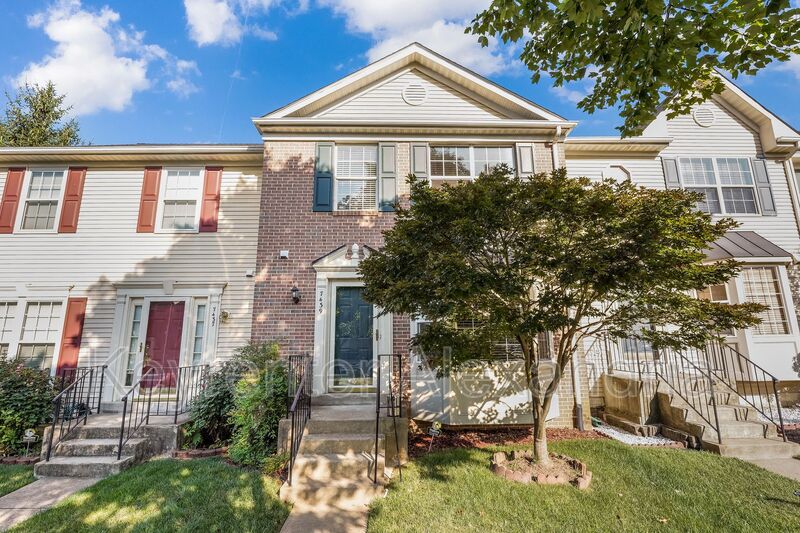 Request a Viewing for 7439 Digby Green Tenant Turner