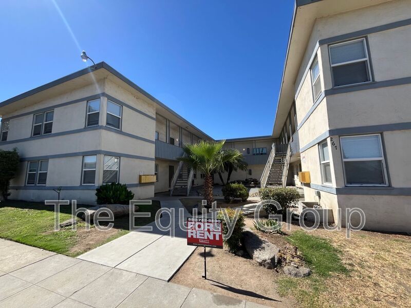 Porterville Condo: 267 W Belleview Ave