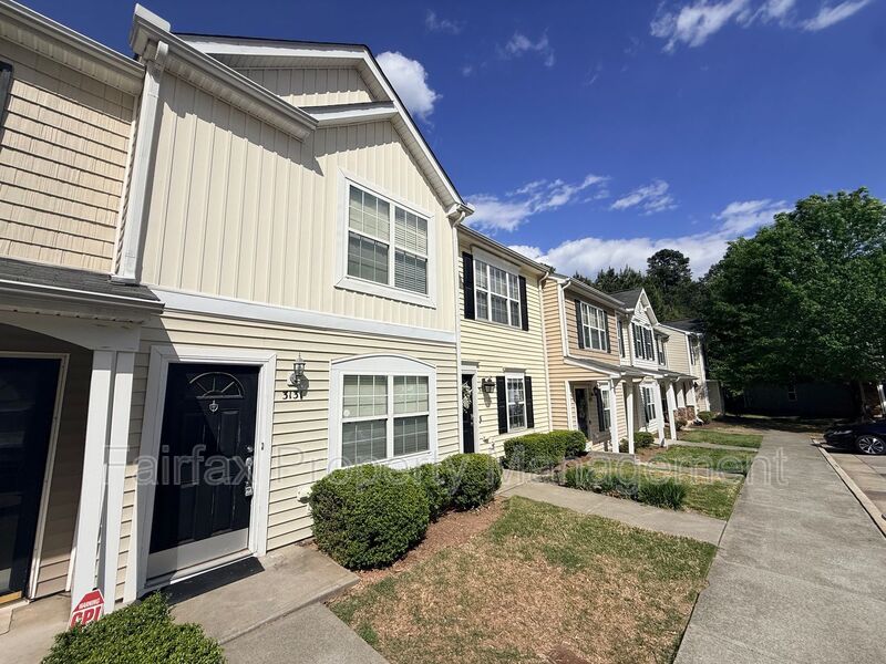 Durham Townhome: 3131 Ivey Wood Ln