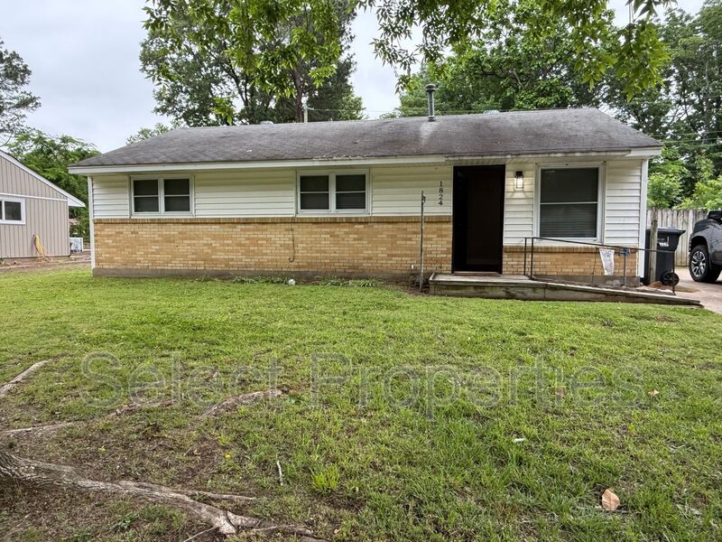 Jonesboro House: 1824 Rosemond