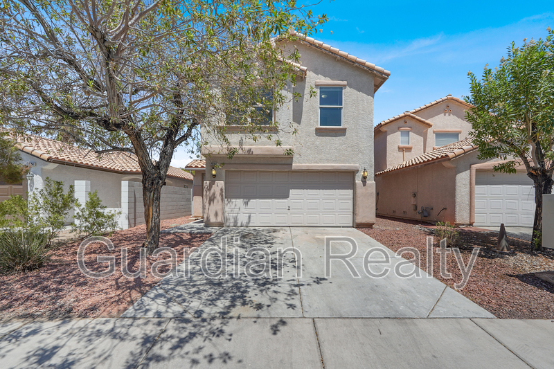 Las Vegas House: 2022 Peacemaker Rd