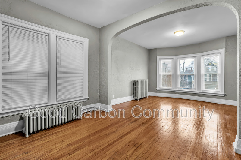 Buffalo Condo: 135 Elmwood Ave.