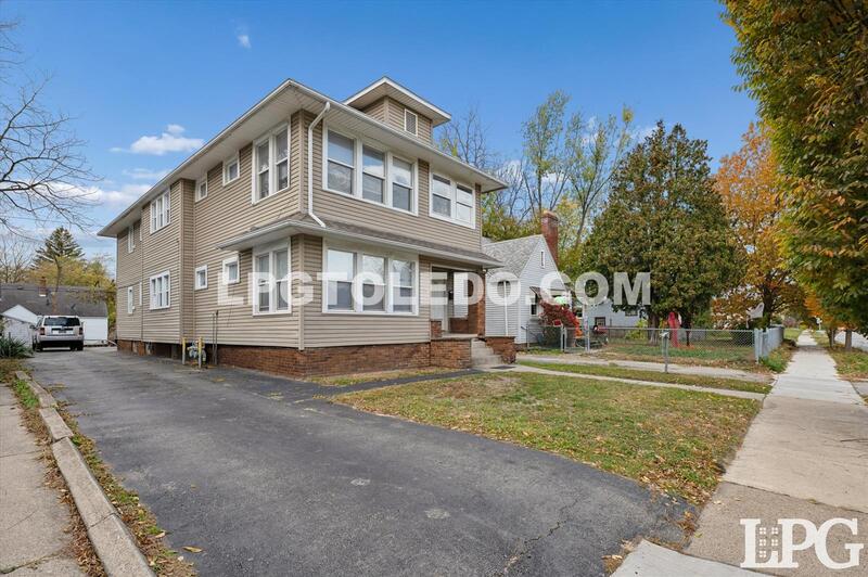 Toledo Condo: 2037 Alvin St