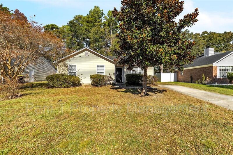 Savannah House: 235 Bordeaux Lane