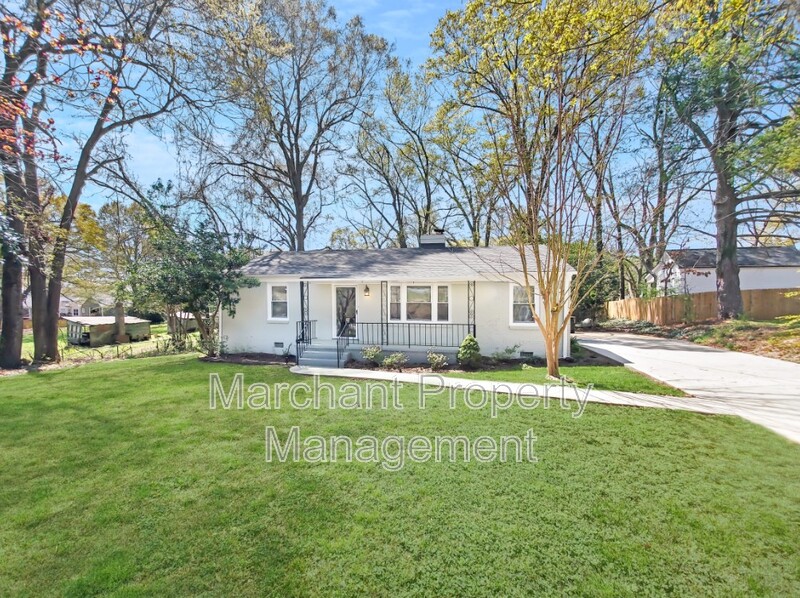 Greenville House: 8 E. Circle Avenue