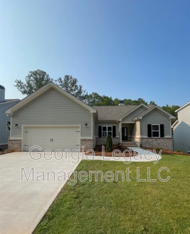 Statham House: 288 Sunset Drive