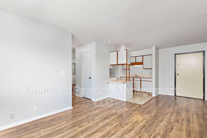 Saint Joseph House: 1602 Brookside Dr