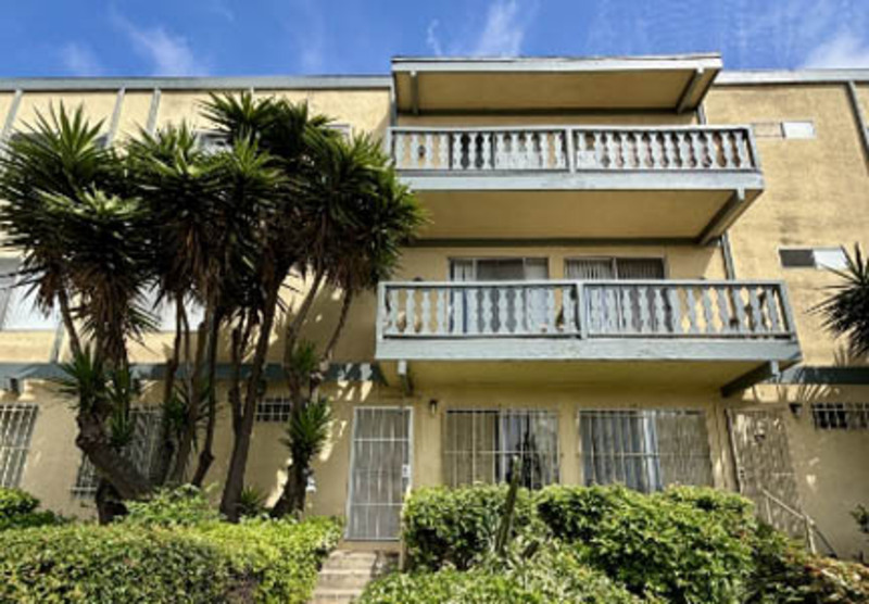Los Angeles Condo: 12500 Culver Boulevard - 101