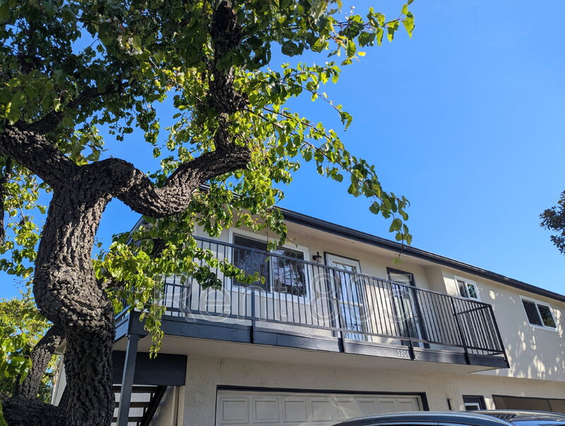 Ventura Condo: 5204 Shenandoah Street