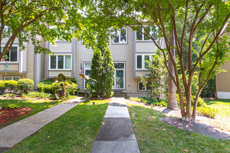 Henrico Townhome: 12021 Shore View Dr
