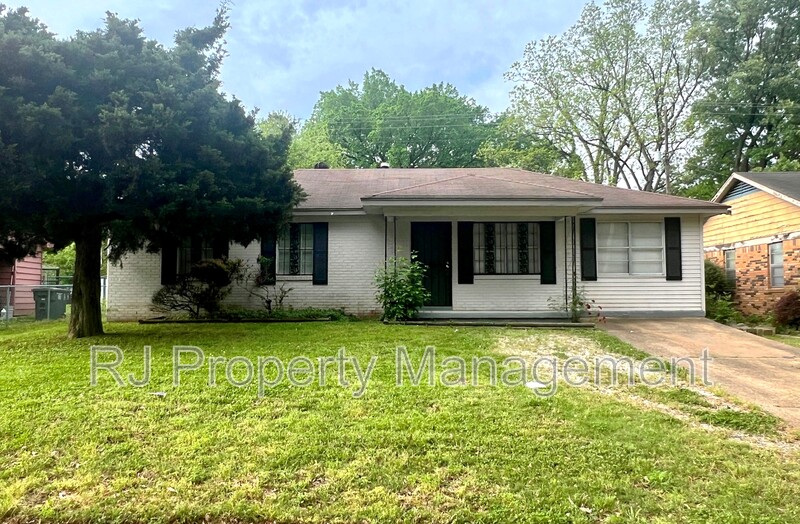 Memphis House: 609 Semple Ave