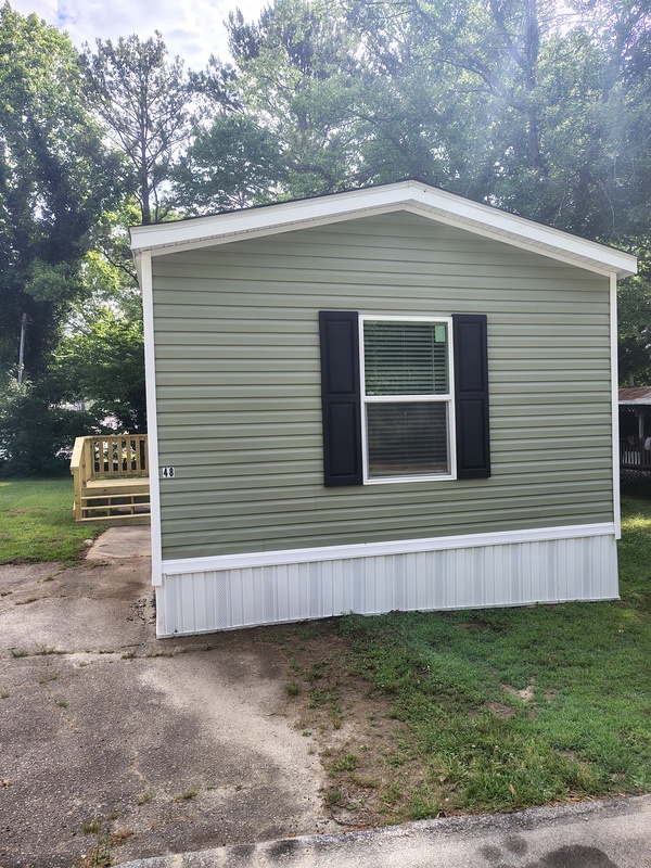 ELLENWOOD House: 42 Poole Circle
