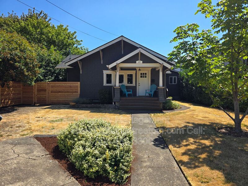 Corvallis House: 117 NW 11th St