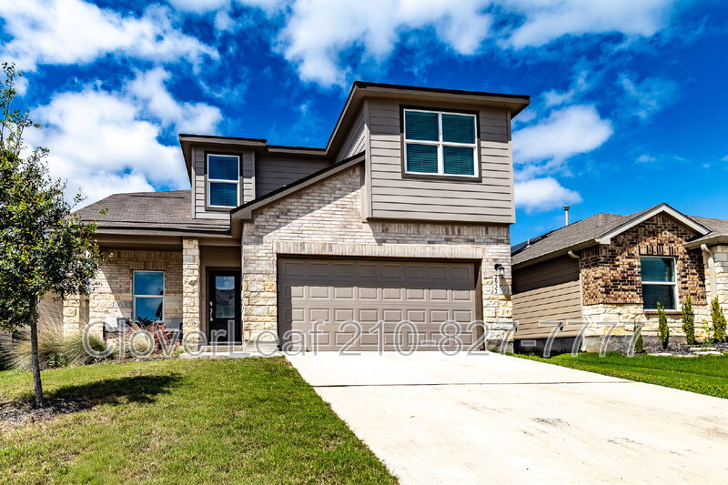 New Braunfels House: 2932 Whinchat