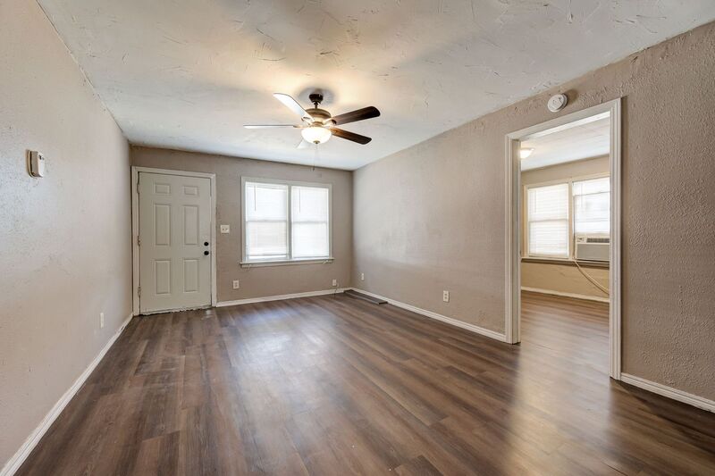 Oklahoma City House: 316 SW 27th St - Unit 2