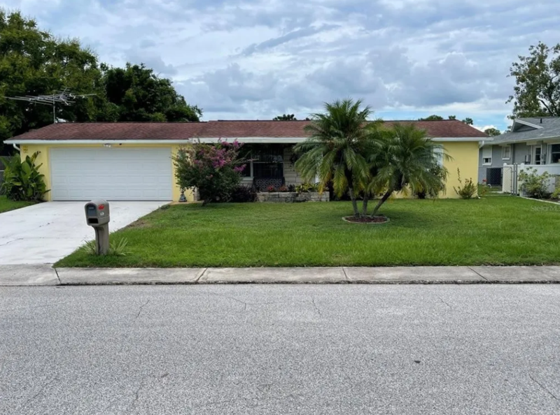 Holiday House: 5239 Eagle Drive