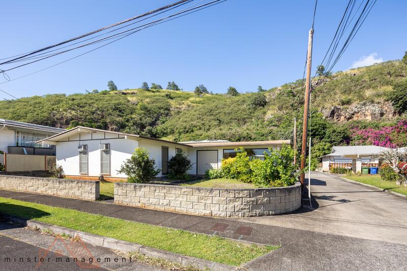 Honolulu House: 1428 Ala Iolani Street