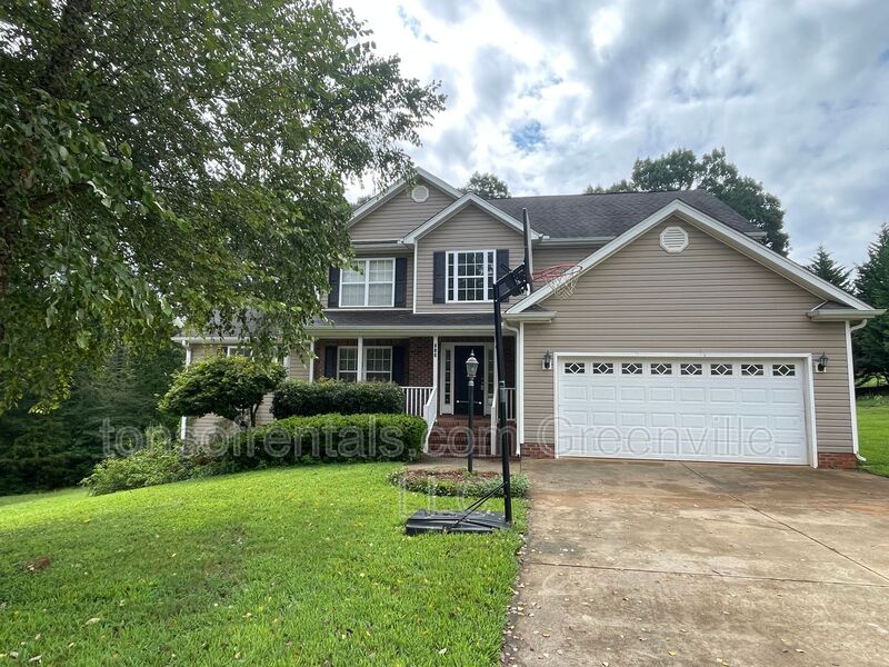 Lyman House: 518 Amber Crest Ct.