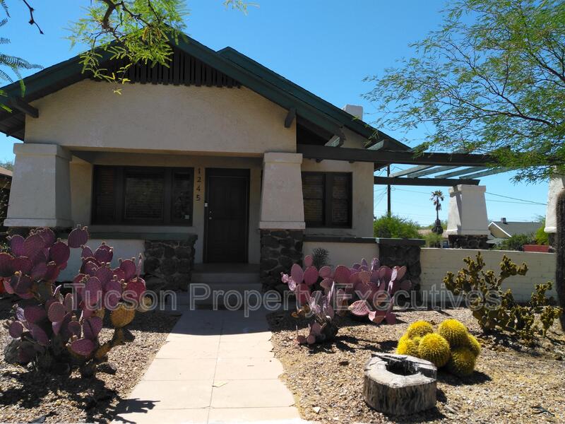 Tucson House: 1245 North 1st Avenue