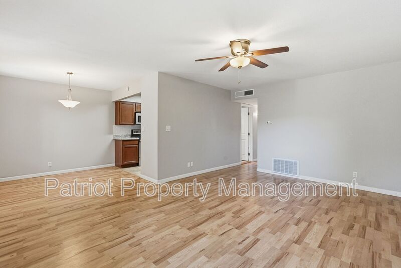 Phoenix House: 1702 W Tuckey Ln 132