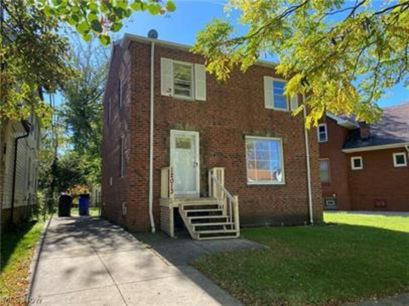 Request a Viewing for 12013 Geraldine Avenue Tenant Turner