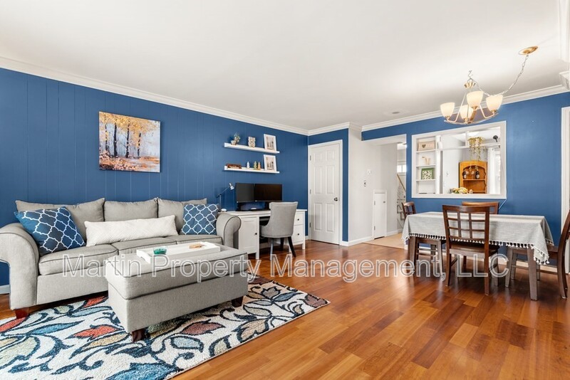 Framingham Condo: 1107 Windsor Drive