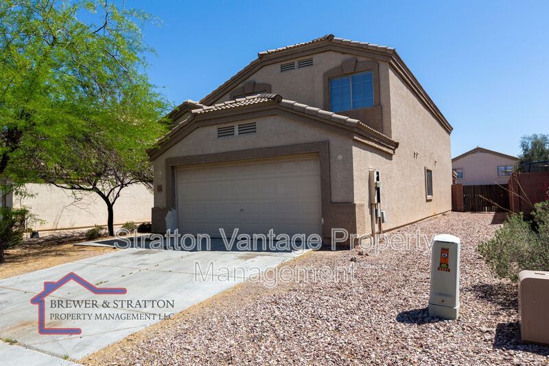 Buckeye House: 21731 W Pima St