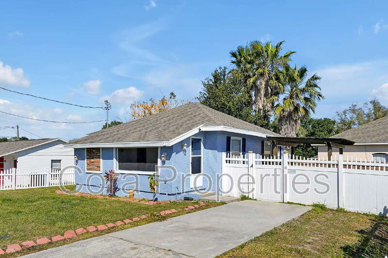 Haines City House: 608 Claude Holmes Senior Avenue