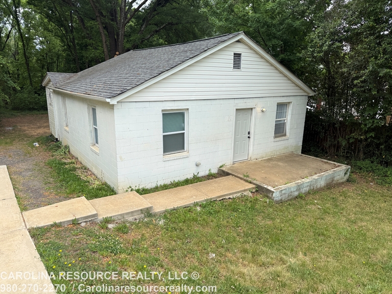 Charlotte House: 3005 West Boulevard