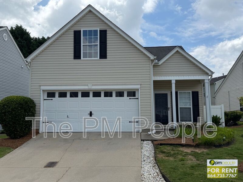 Easley House: 104 Pin Oak Ct.