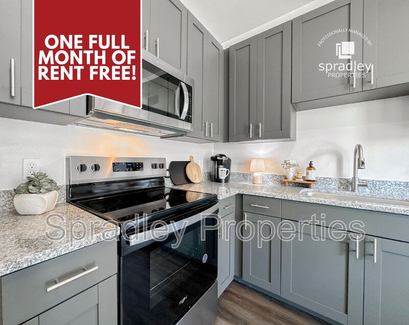 Belton Condo: 710 Shine St