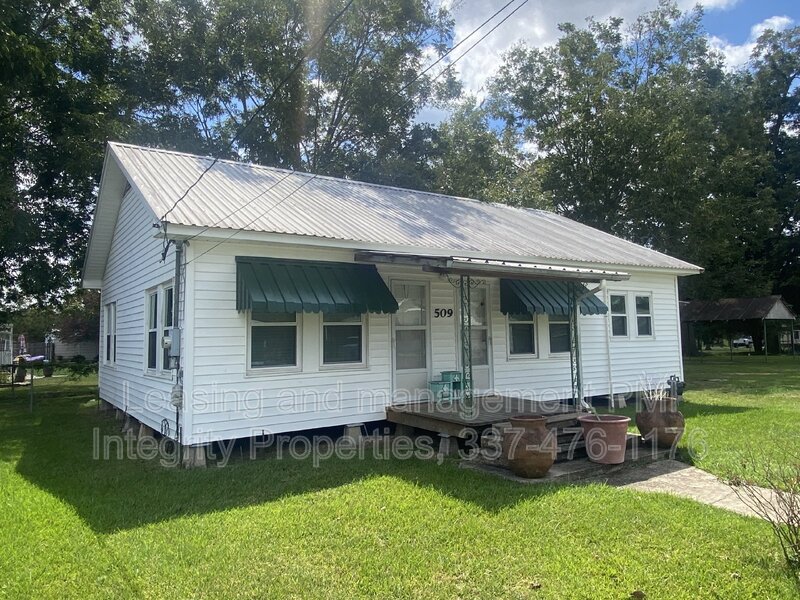 Breaux Bridge House: 509 Cesaire Street