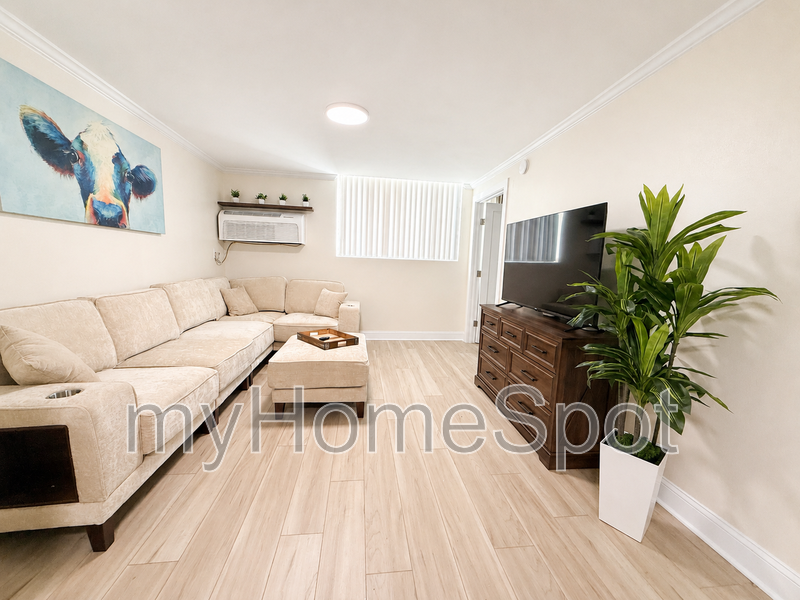 Pensacola Condo: 201 S Stillman St