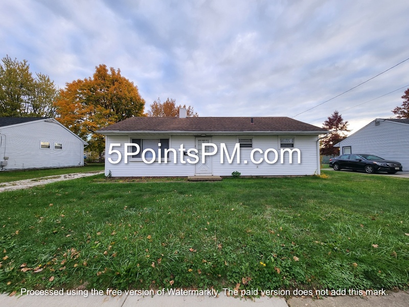 Akron House: 1032 Andrew Street