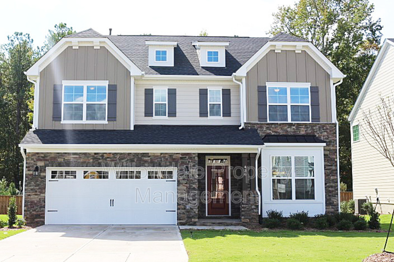 Holly Springs House: 436 Morgan Ridge Road